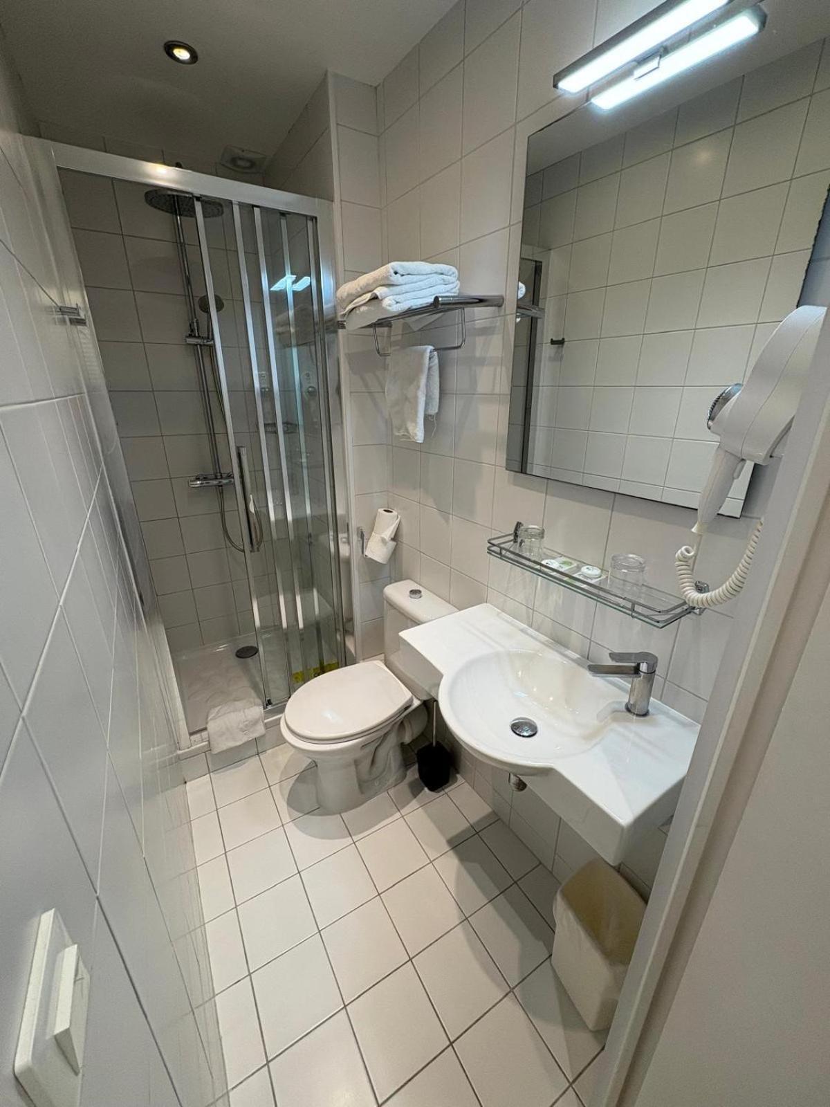 Hotel Moderna Cherbourg-en-Cotentin Εξωτερικό φωτογραφία