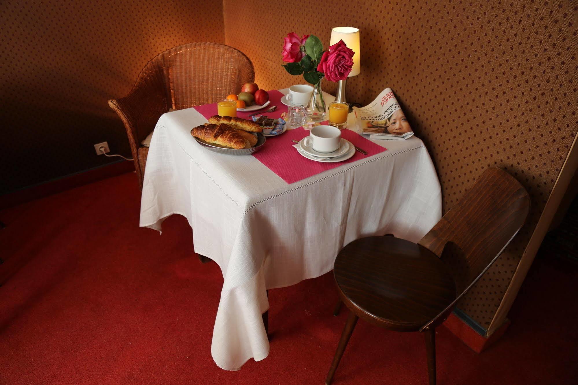 Hotel Moderna Cherbourg-en-Cotentin Εξωτερικό φωτογραφία
